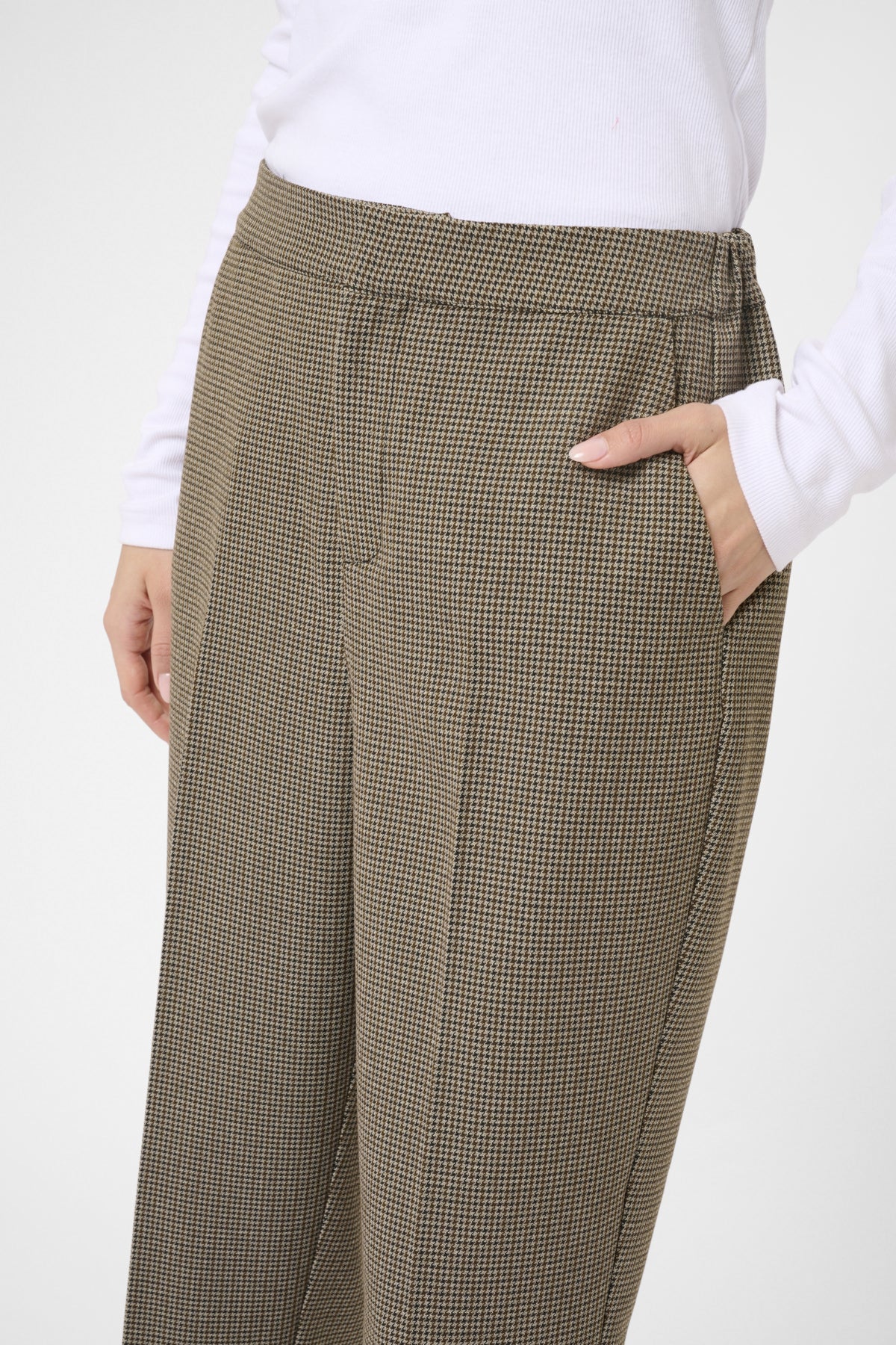 KAelyah Cropped Pants Beige / Black Petit Houndstoot - 10510848