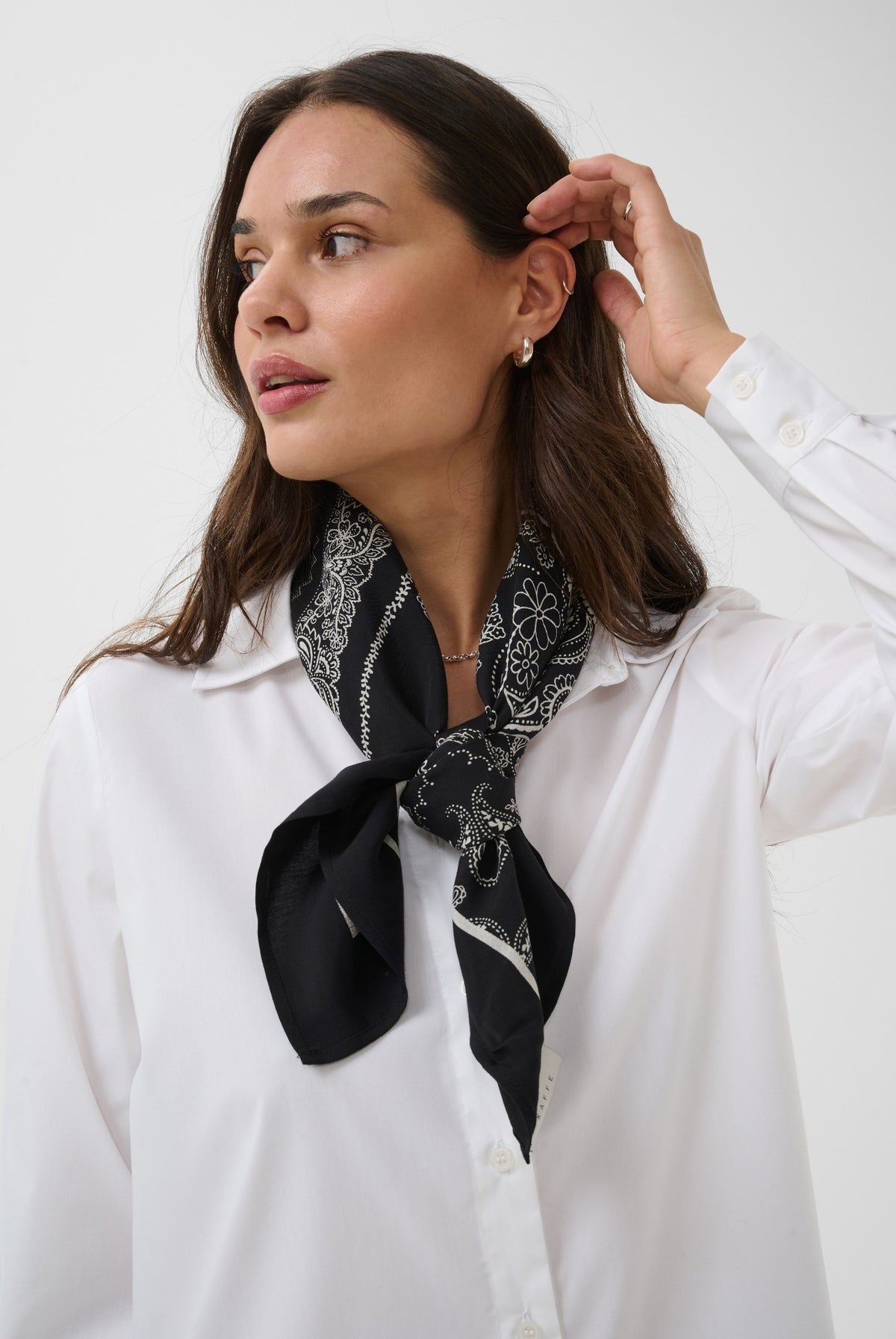 KAgardenia Scarf Black/Turtledove Scarf Print - - 10512184