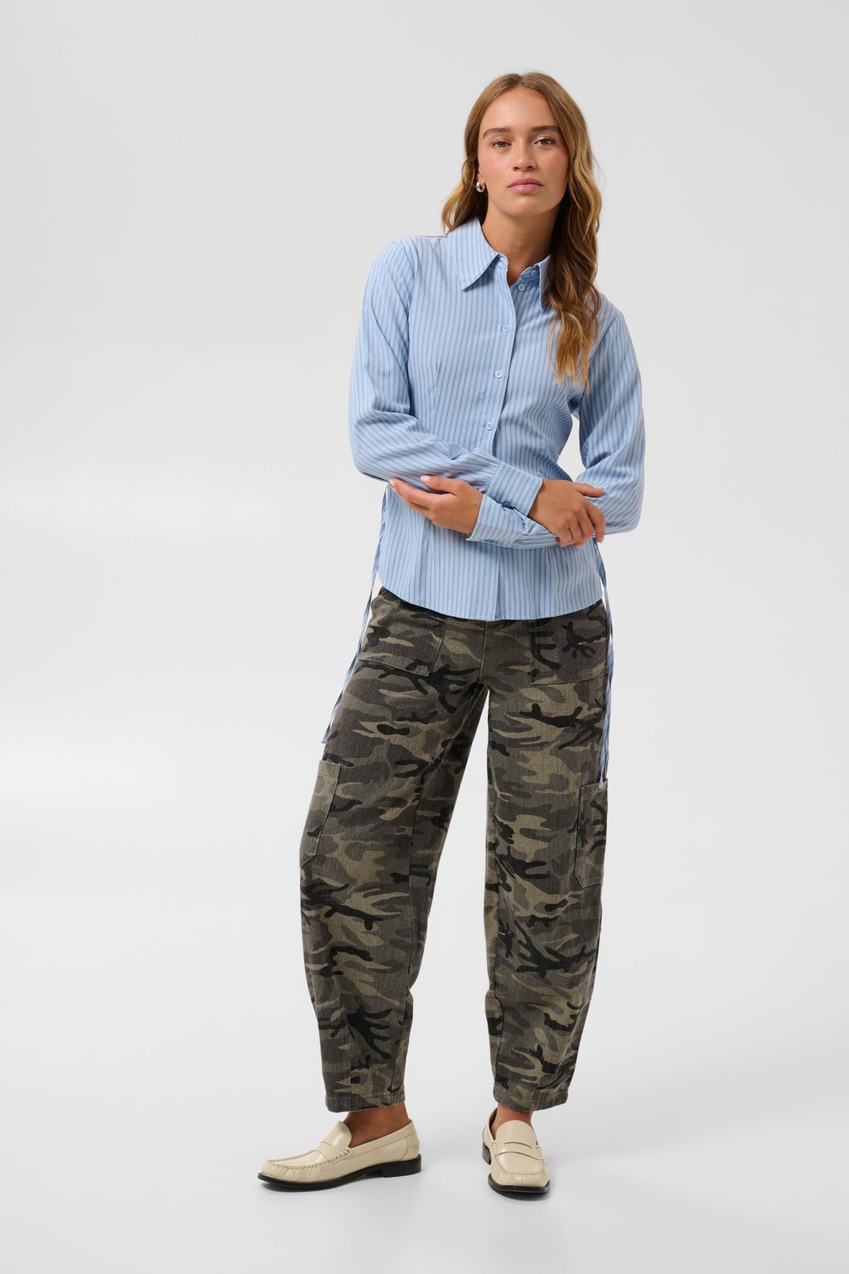 KAlilana Cargo Pants Grey / Beige Camouflage Print - 10513244