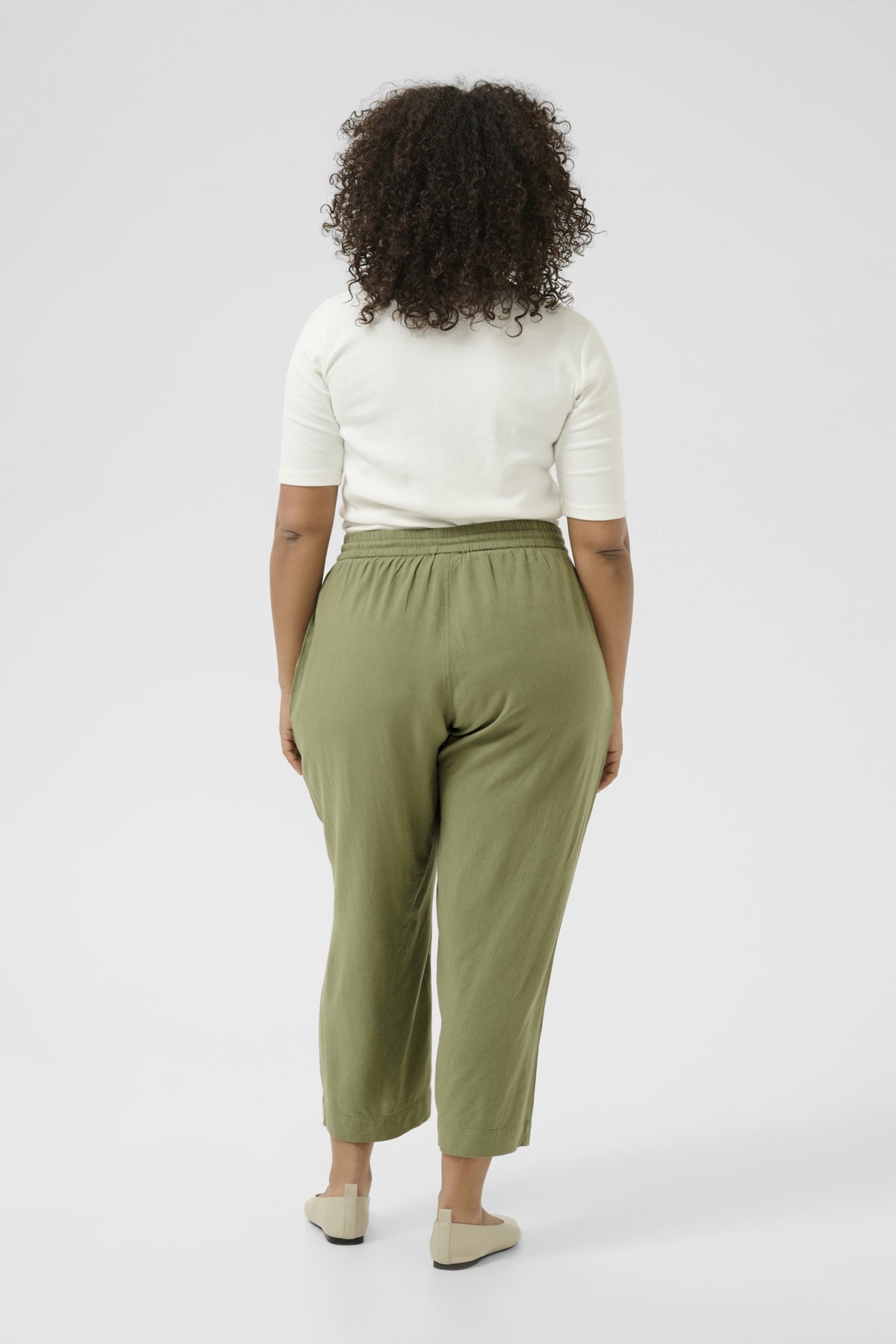 KCmille Cropped Pants Oil Green - 10583098