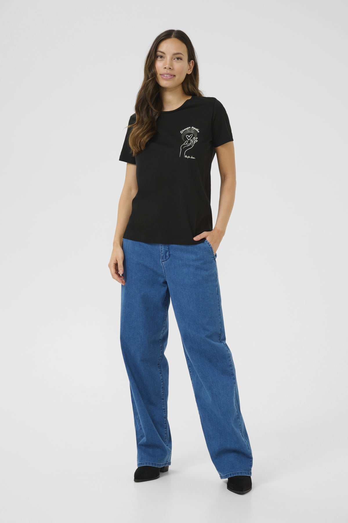 CRUmra T-Shirt Black w. white Heart Hand - 10614116