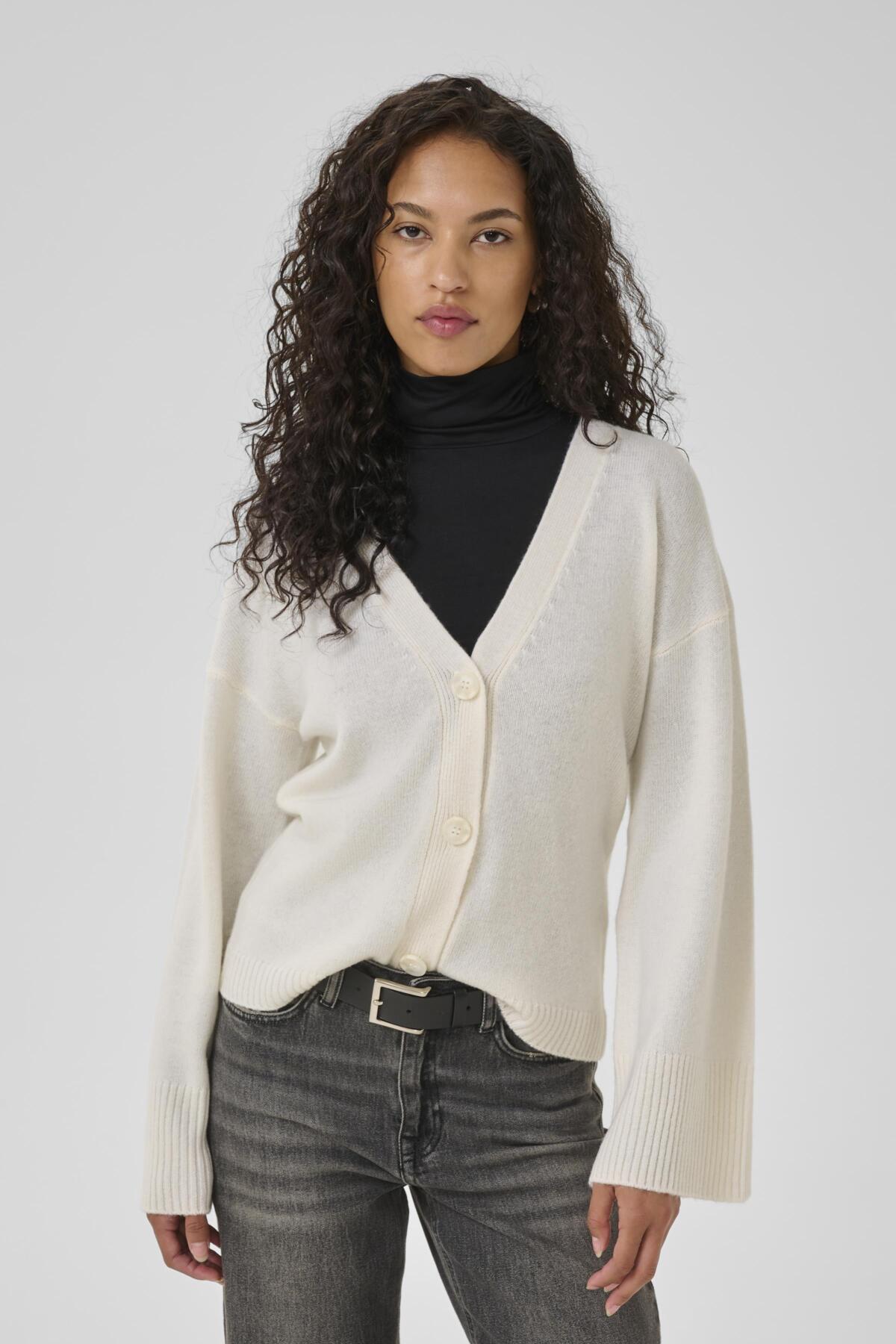 HuxiMW Knit Cardigan Snow White - 10705283