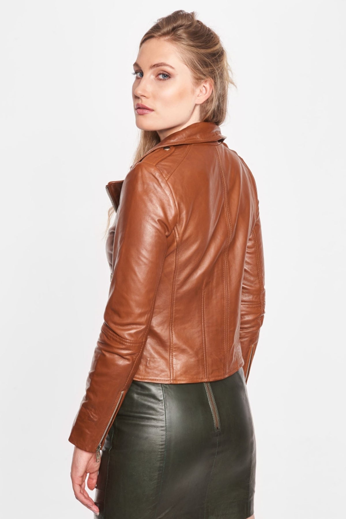 jacket with straight big zippe DARK COGNAC - 10576