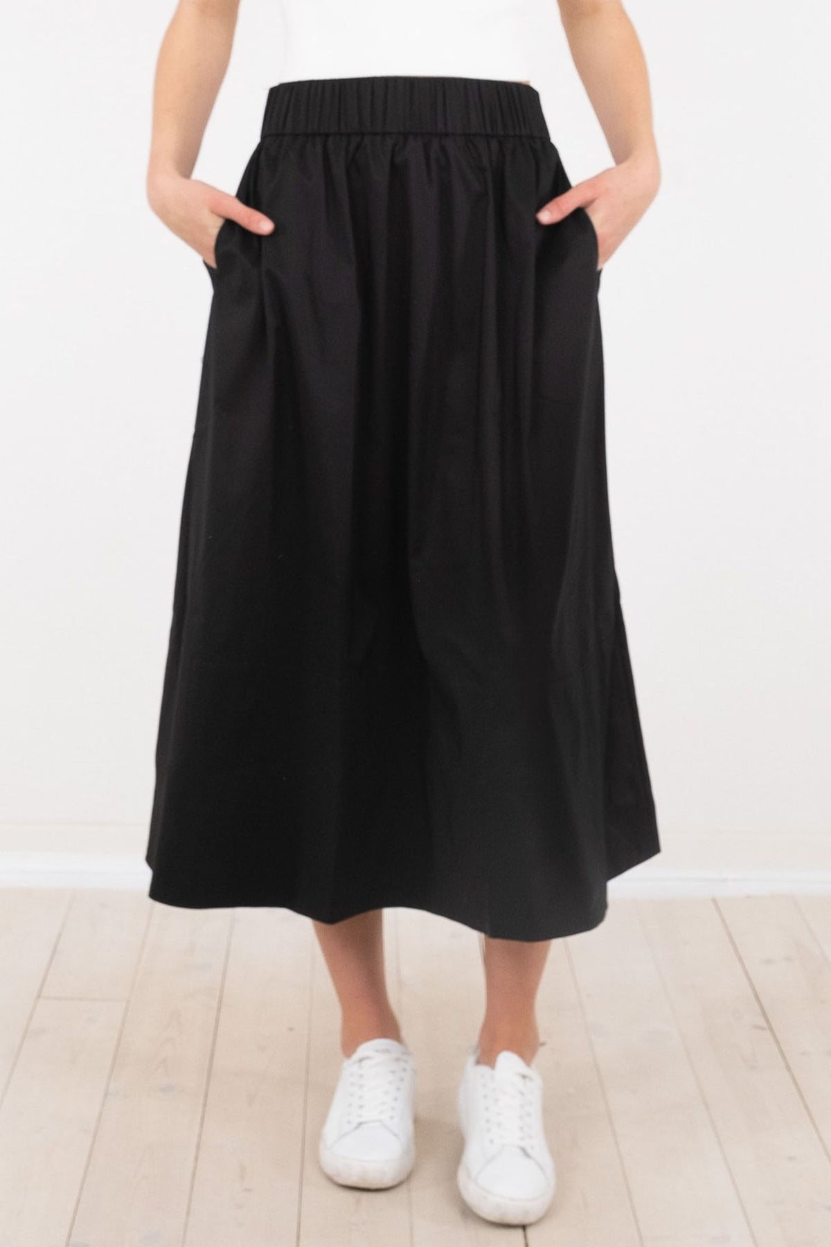 Yara Poplin Black - 158280