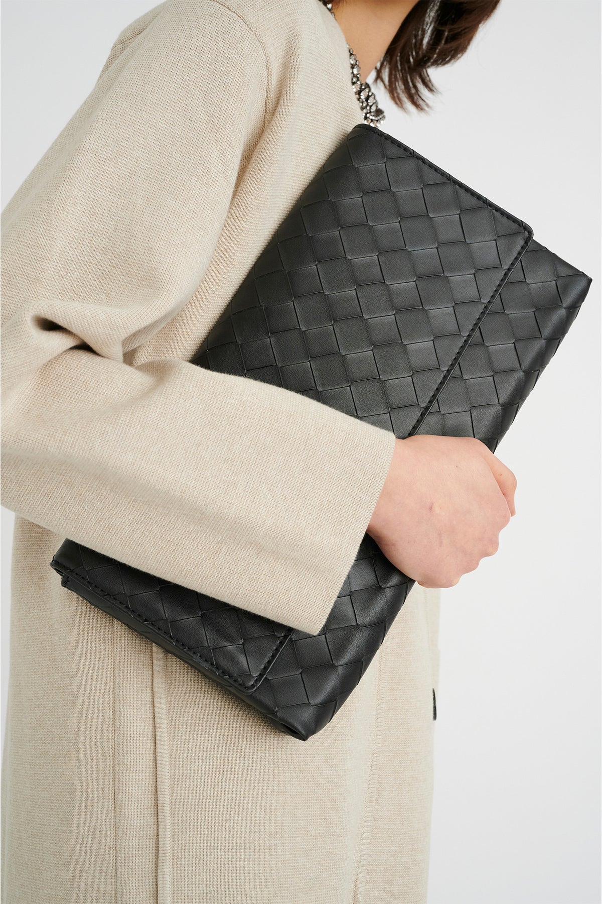 RabiIW Large Clutch Black