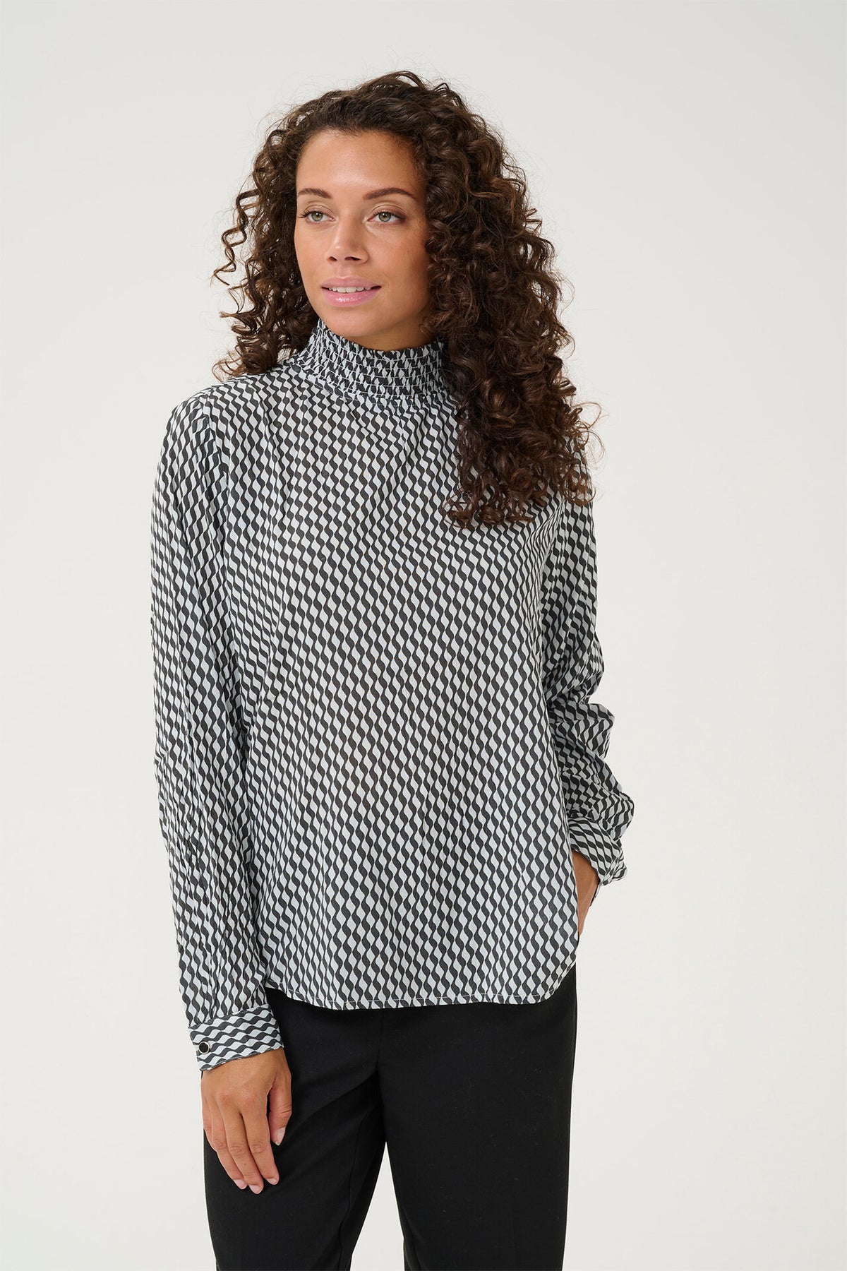 143735Grey_