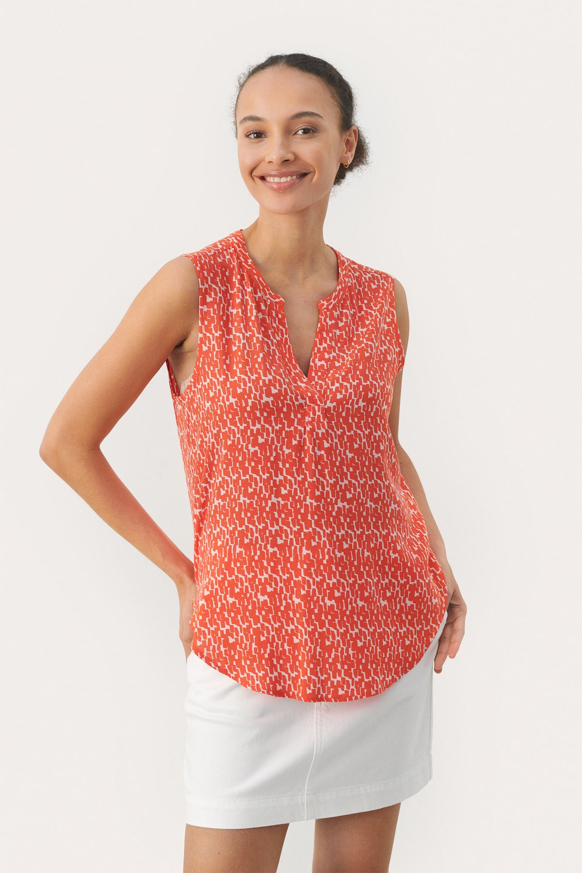 AndiaPW TO Mandarin Red Graphic Print - 30308317