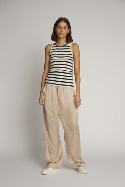 OMMEI 46-Navy - 1108/24264 Thumbnail