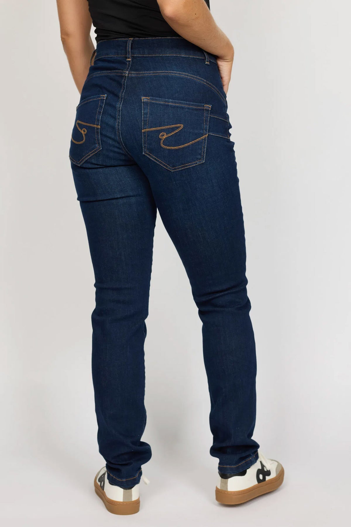 THOA.EA24 Dark Denim - THOA.EA24