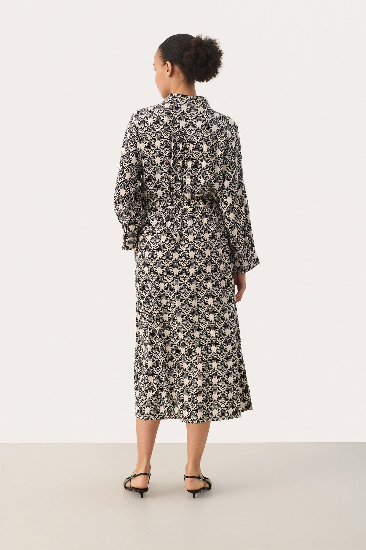 BintiPW DR Black Graphic Print - 30308823