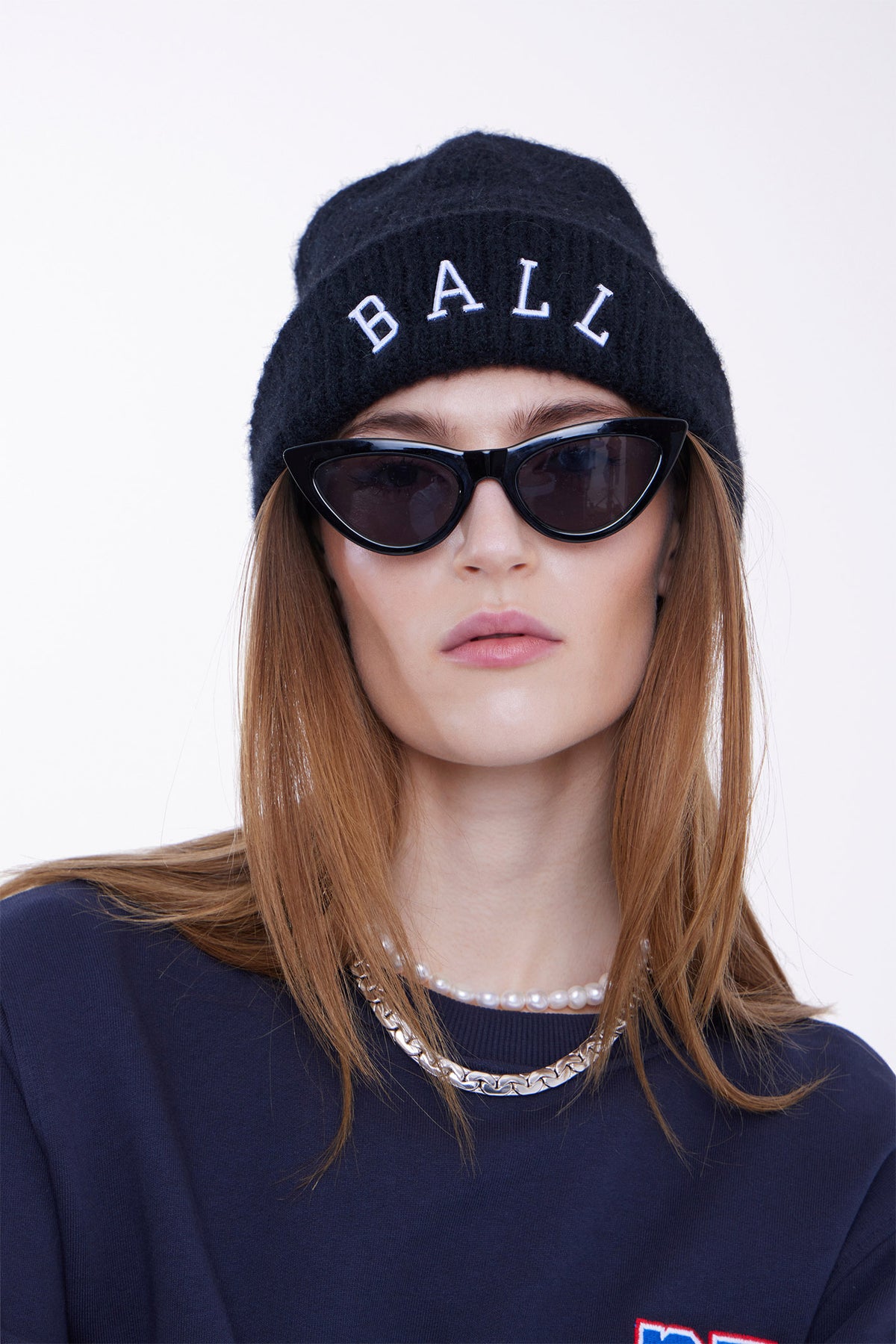 BAOTILIA BEANIE BLACK IRIS - 50405058