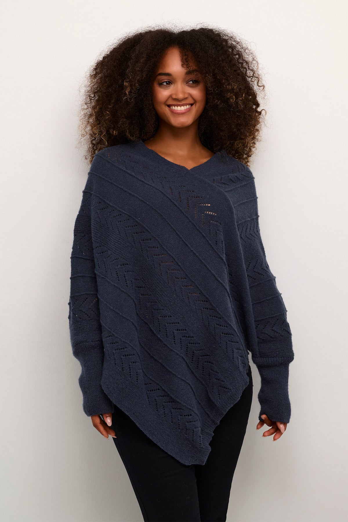 CRHoliday Knit Poncho Total Eclipse - 10610828
