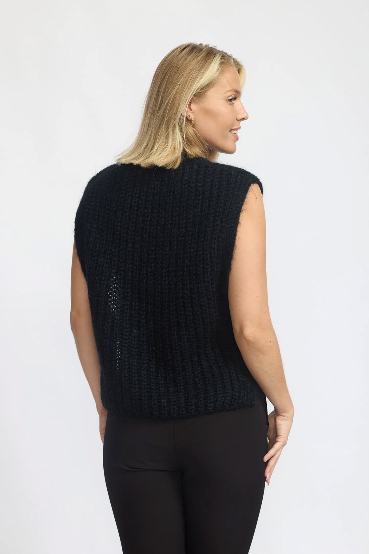 FIFI.WI24 Black - FIFI.WI24