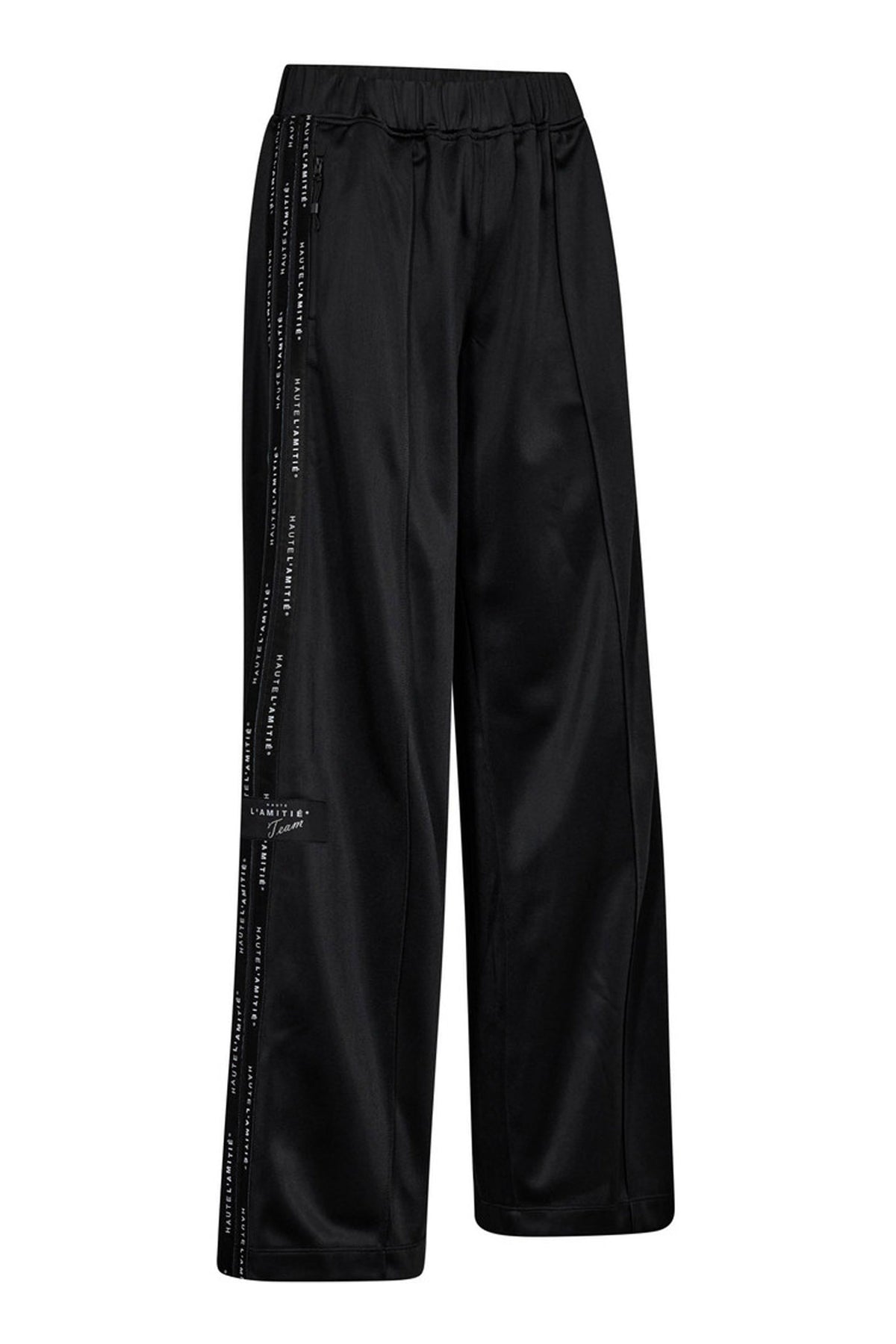 Logo Tape Track Pant Black - HL10258