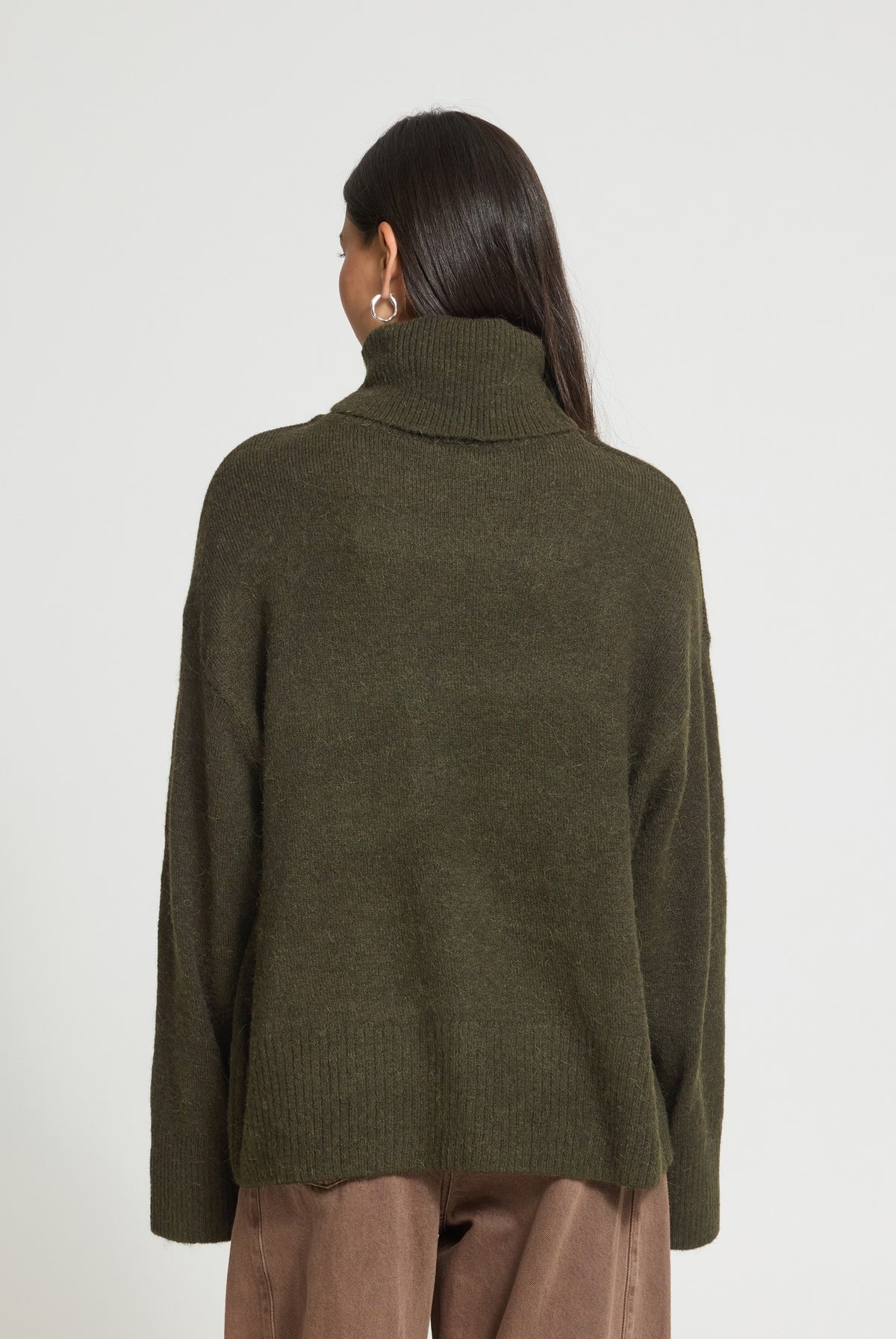 Brand Turbo brand-8023e076-26da-46e0-bd8d-363a58943d5f image 4/8
