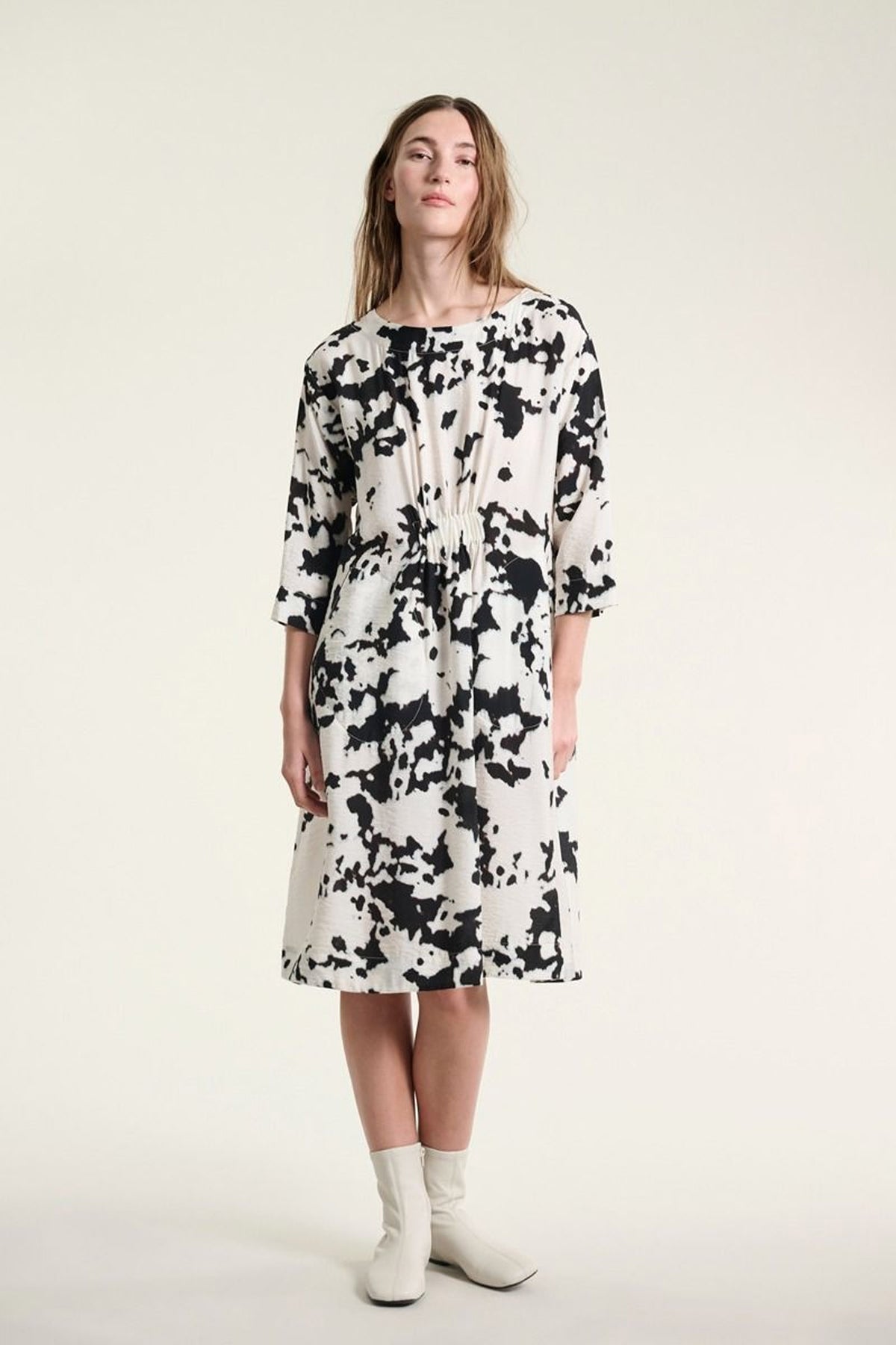 Yuri kjole LILY ABSTRACT LACE - 262-2470-5732