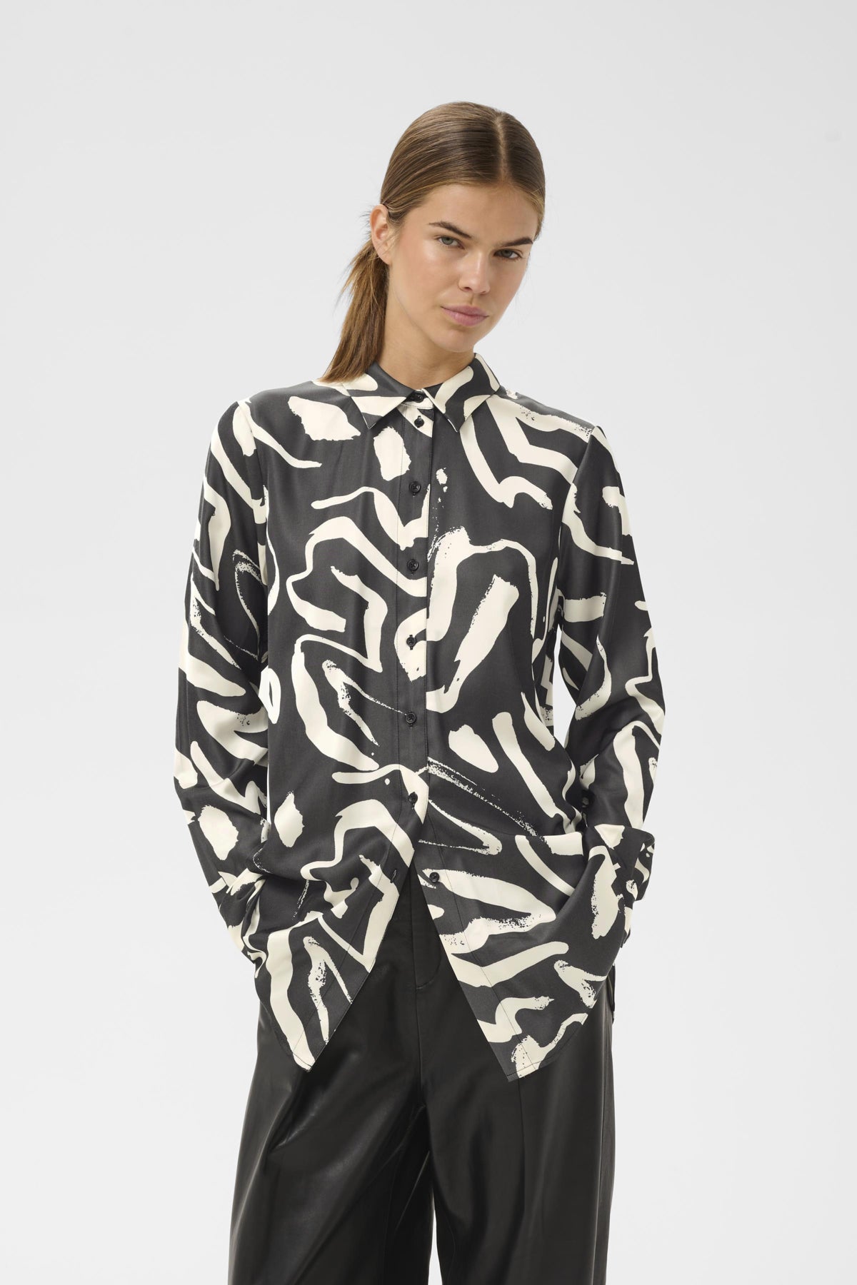 GAIAAIW SHIRT BLACK ART STROKES 1 - 90000346 - 30112179