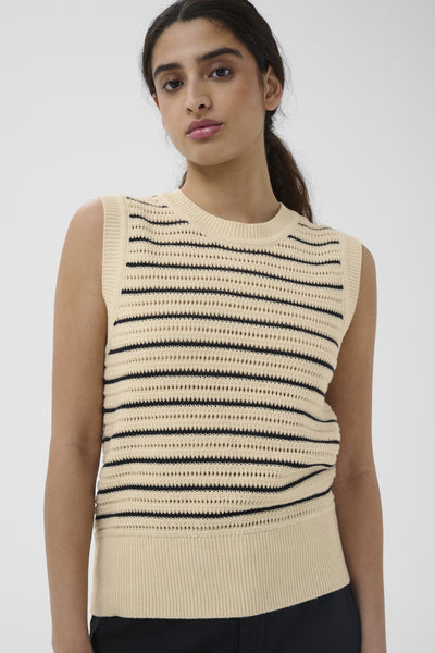 NELLIIW TOP BLACK/ WHISPER WHITE - 9000041 - 30112521 Thumbnail