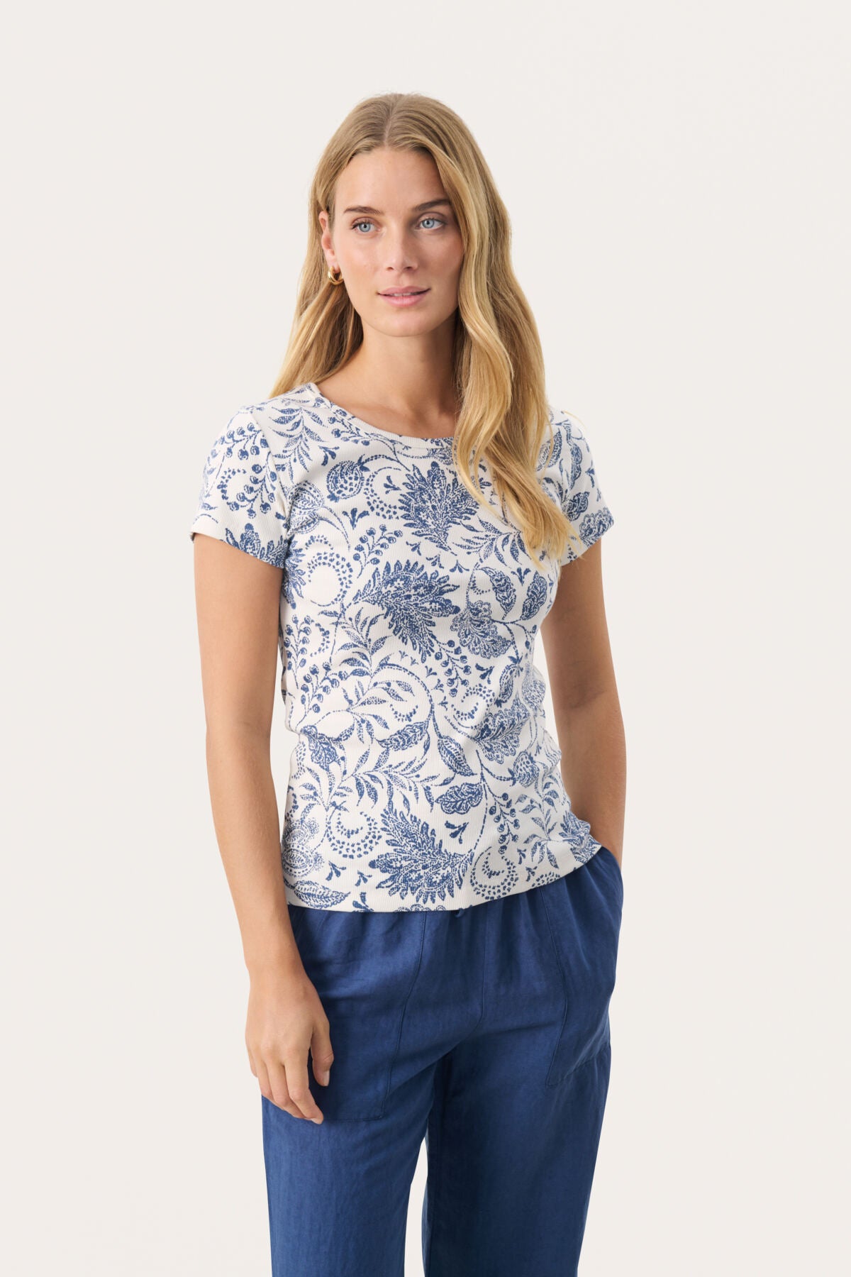 RochellePW TS Oceana Paisley Print