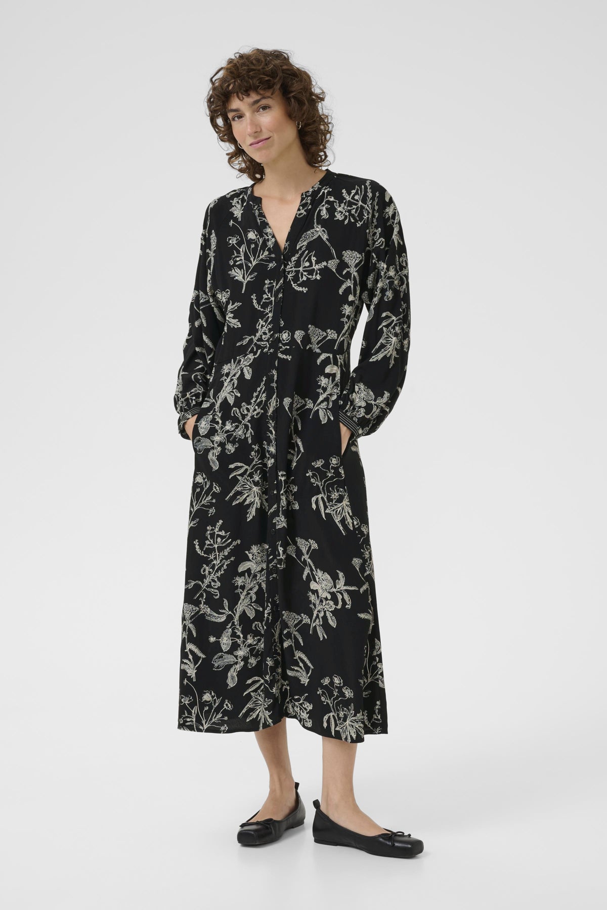 SiciliaPW DR Black Botanical Print - 30310009