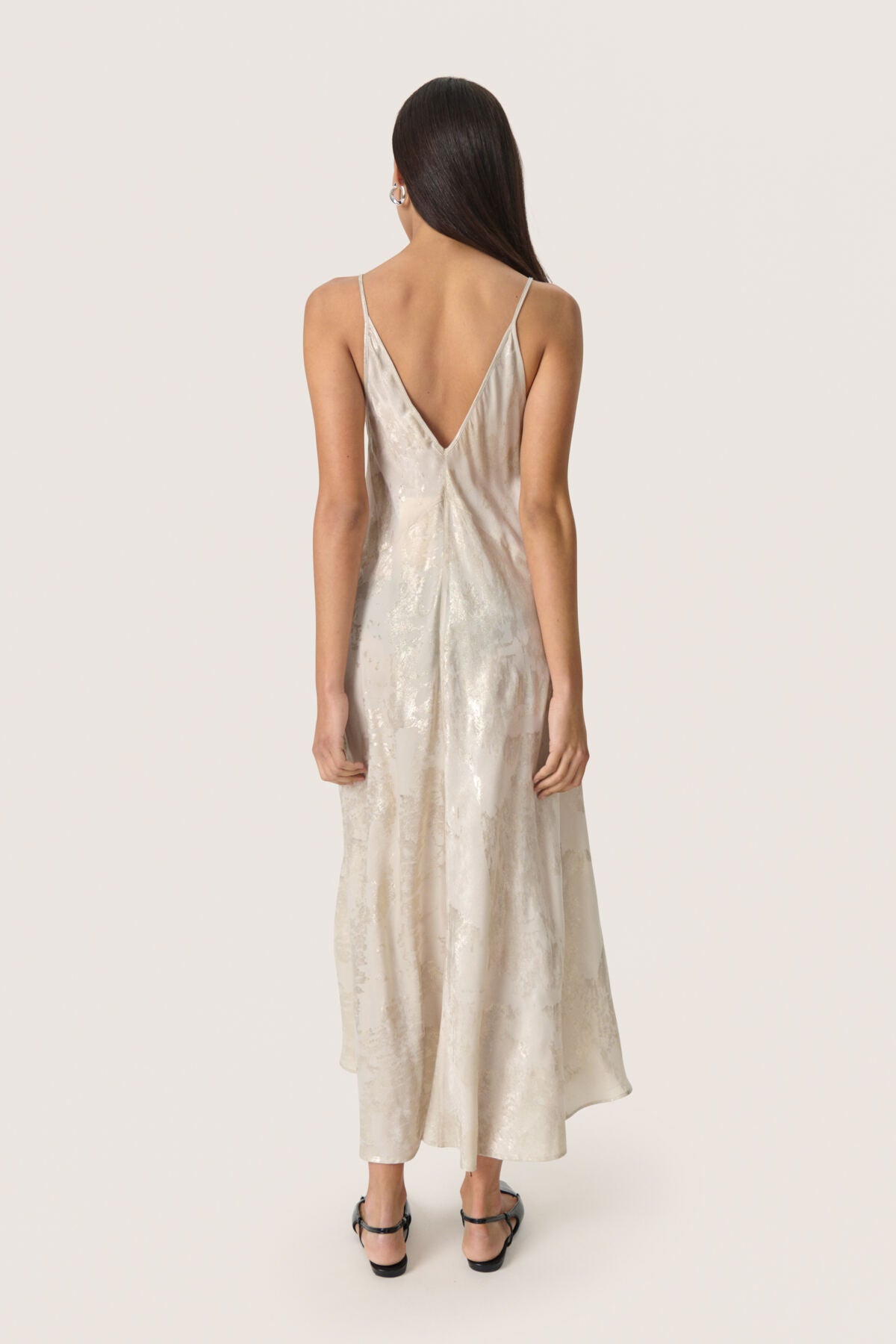 SLKitty Strap Dress Ancient Scroll metallic print - 30408089