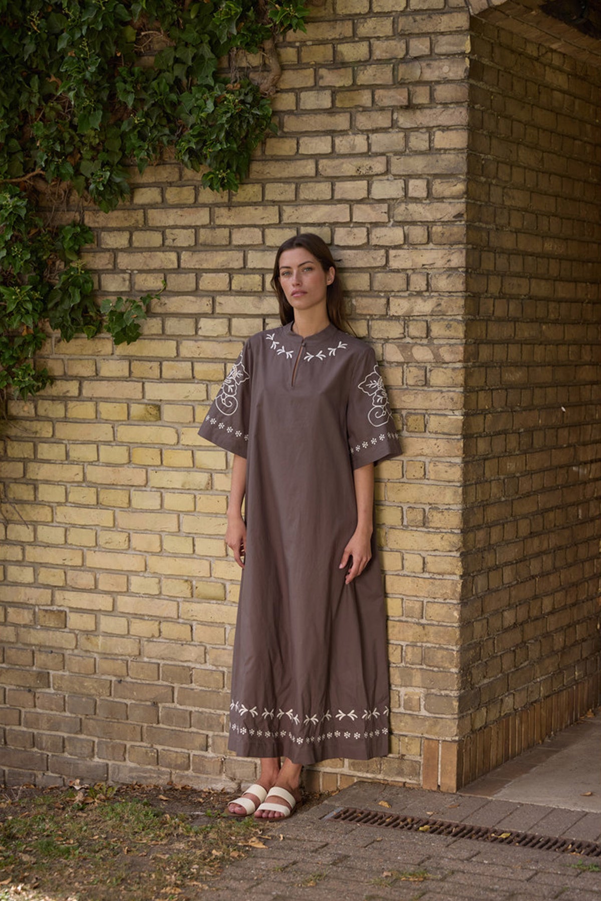 466HMHanna dress 106 Dark Beige - HM1322