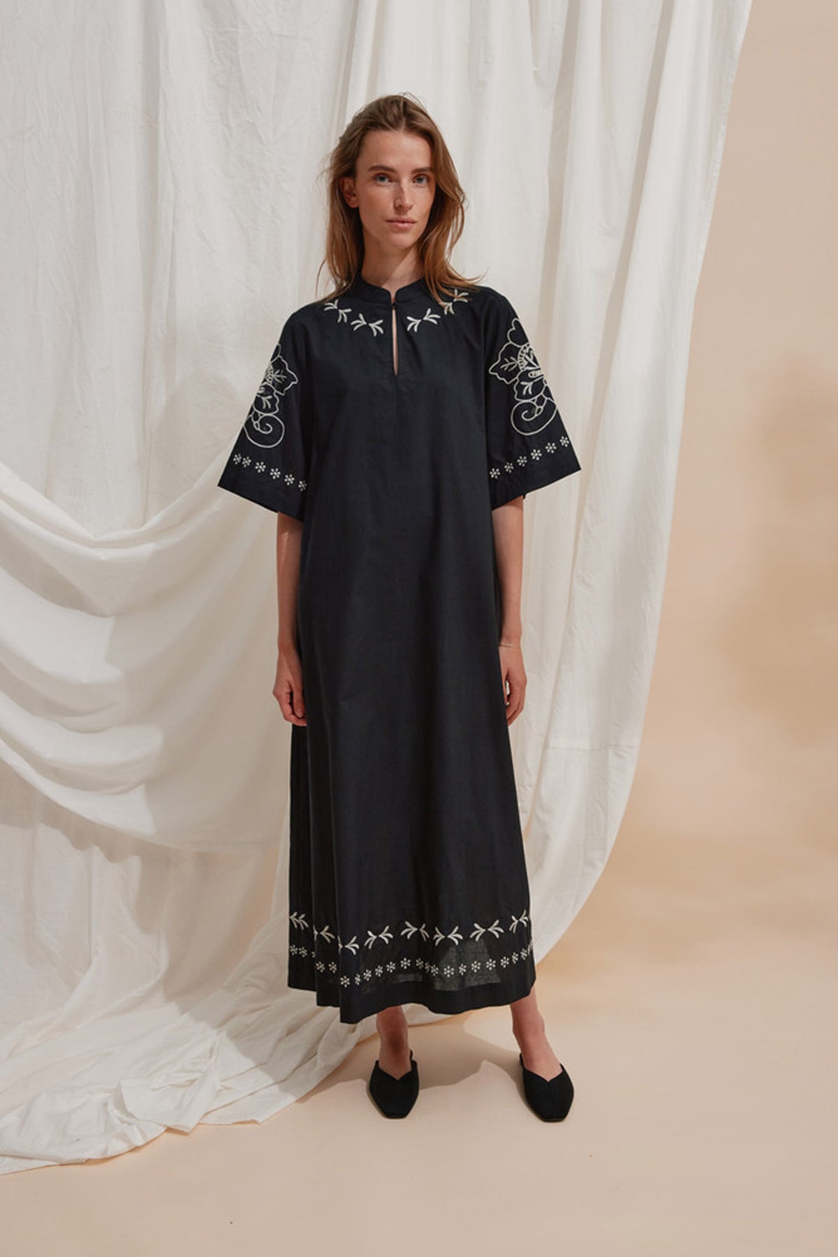 466HMHanna dress 900 Black - HM1322