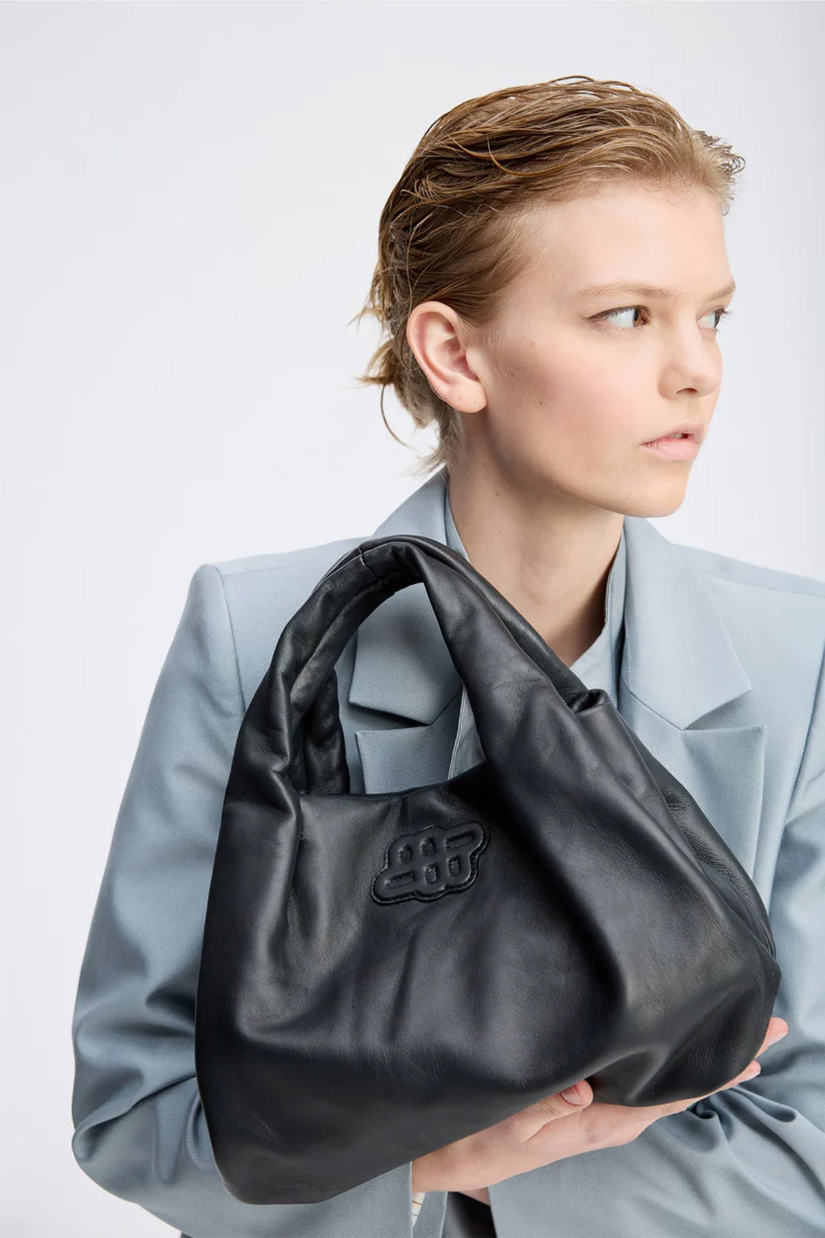 LIX 2-Black - 1905/26158