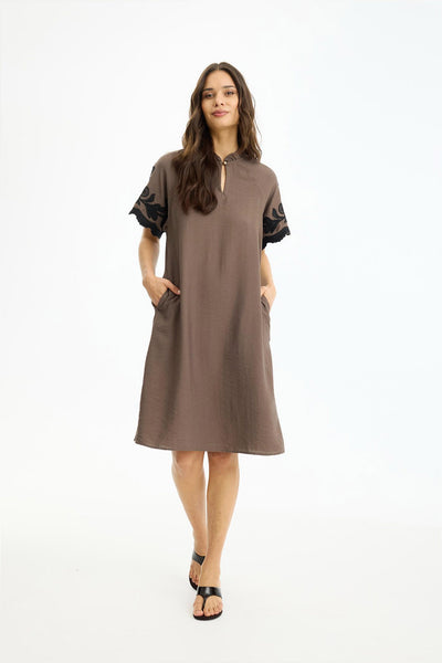 Lori dress Brown - 17227 Thumbnail