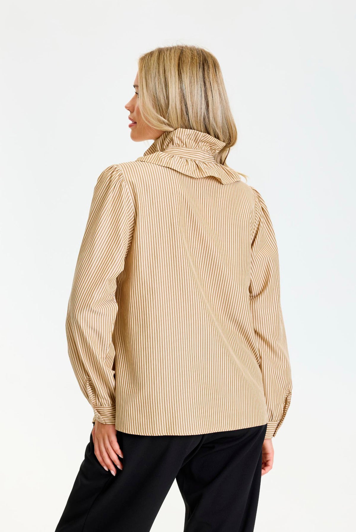 Vera shirt SAND - 17287