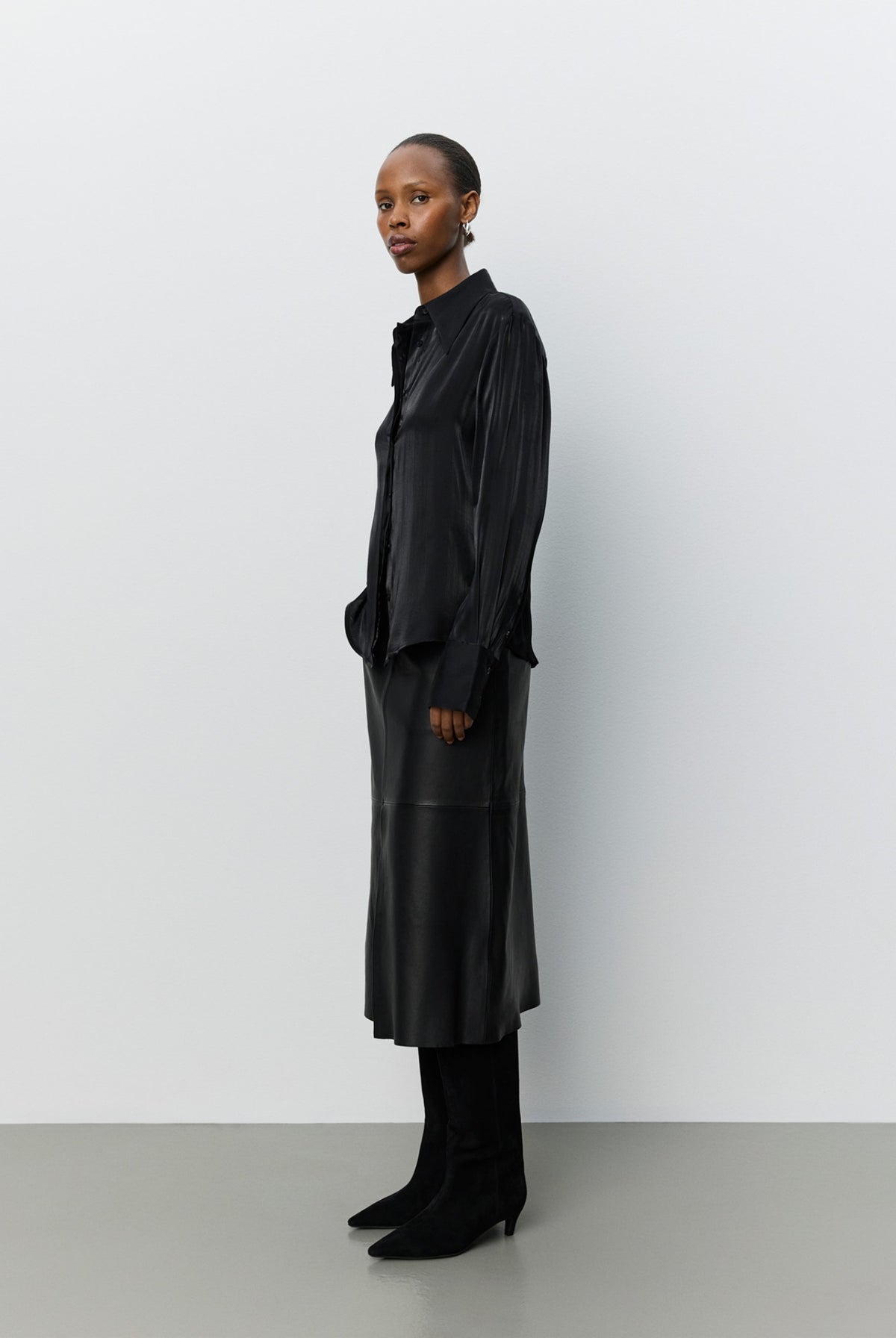 Wallysw Shiny Fitted Shirt Black - S264145