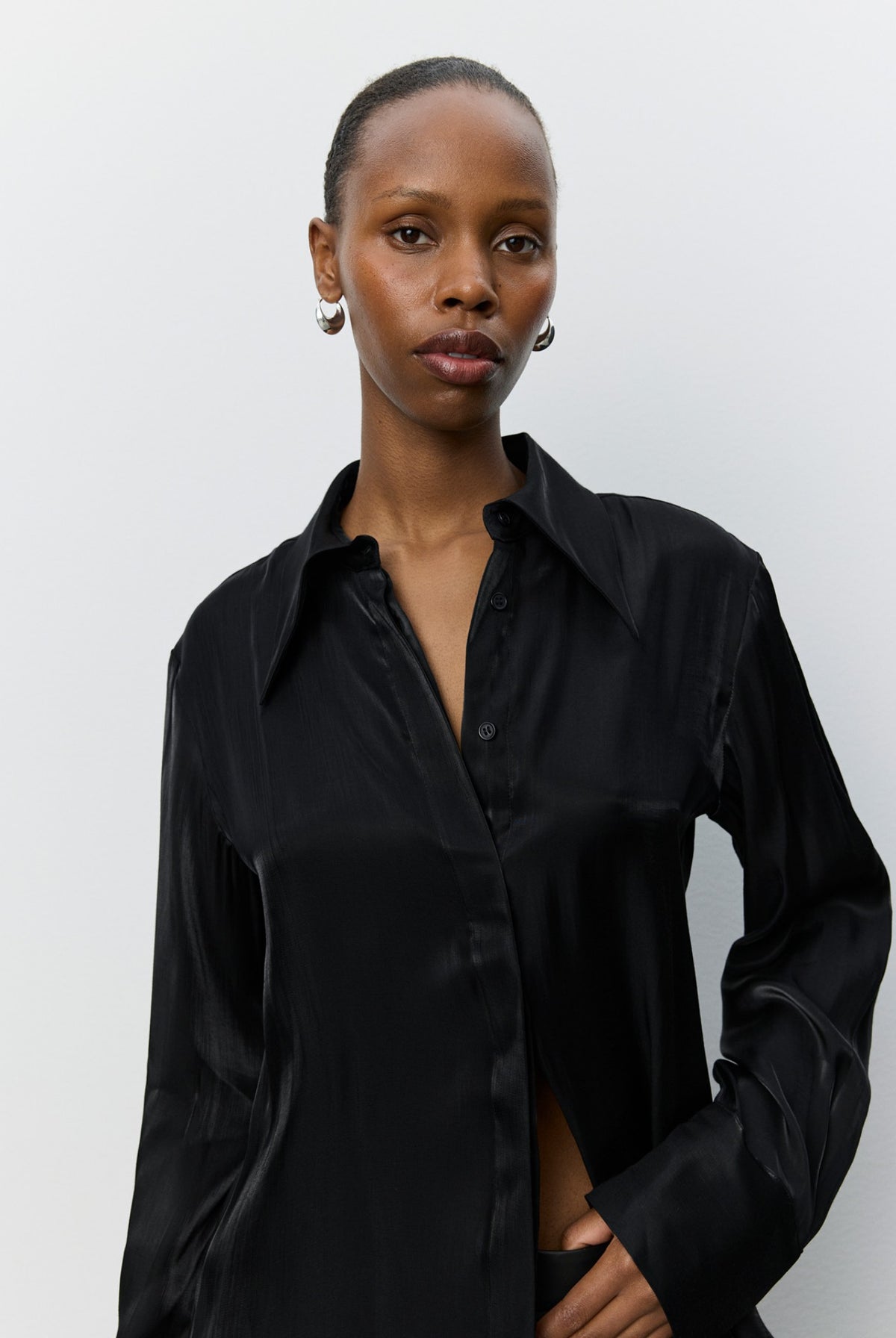 Wallysw Shiny Fitted Shirt Black - S264145